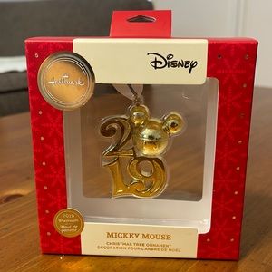 Hallmark Disney 2019 Gold Ornament